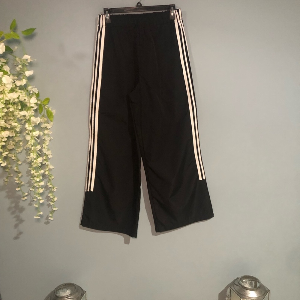 SHEIN LOT Black and Red Wide-Leg Joggers M/L